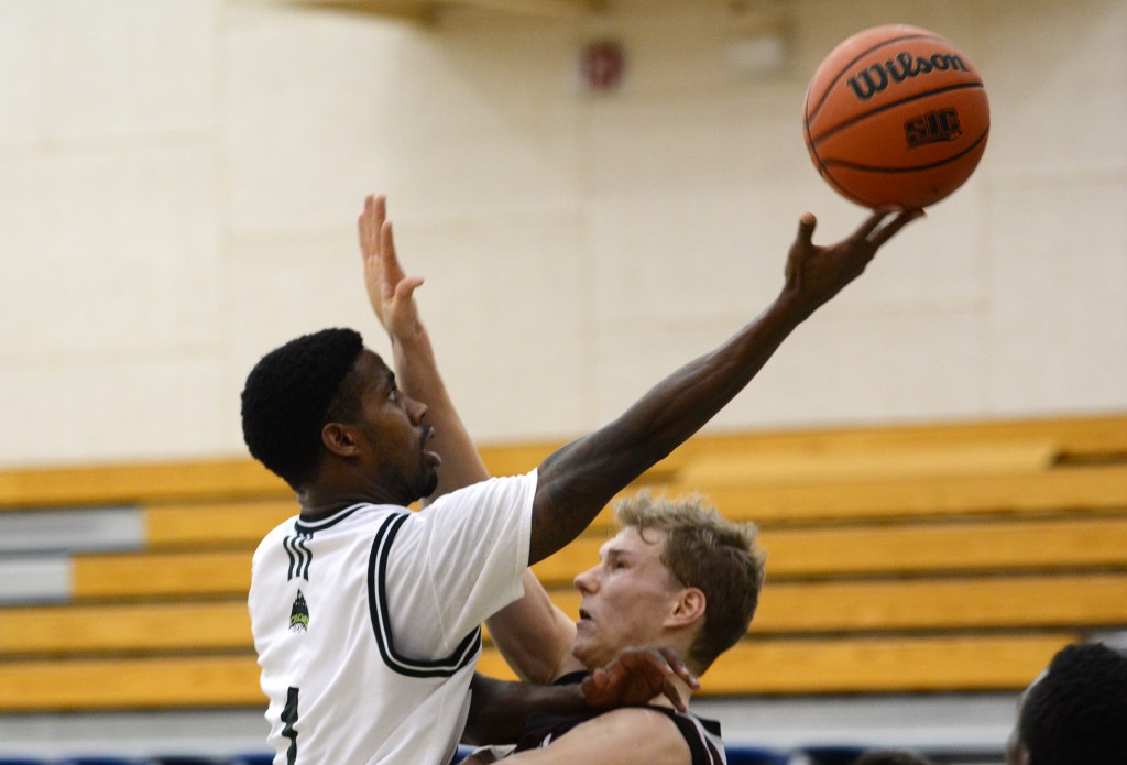 Slider CW-MBB vs MacEwan-Nov28-14