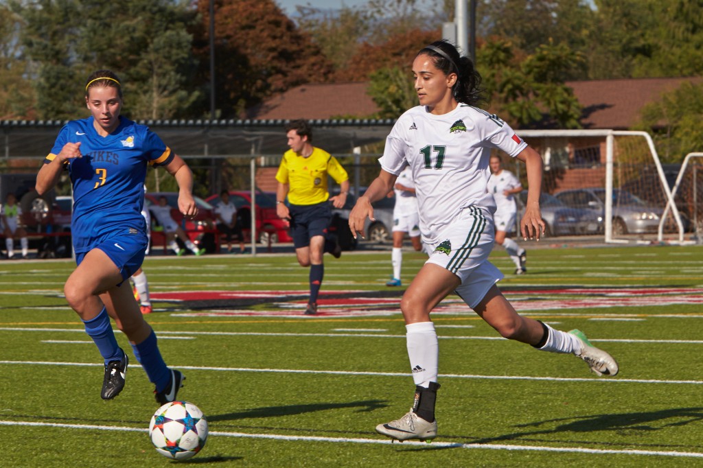 Gurneet Dhaliwal of the Cascades women's soccer team has been named the Canada West female second star of the week. (Tree Frog Imaging photo)