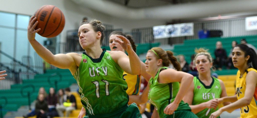 Sydney Williams (left) scored 14 points in Friday's win at UNBC. (Photo courtesy UNBC Communications)