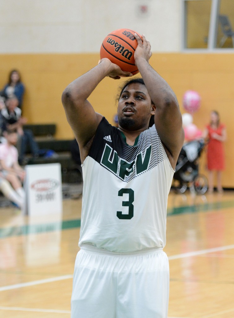 Nate Brown scored 10 points in Saturday's road loss to MRU.