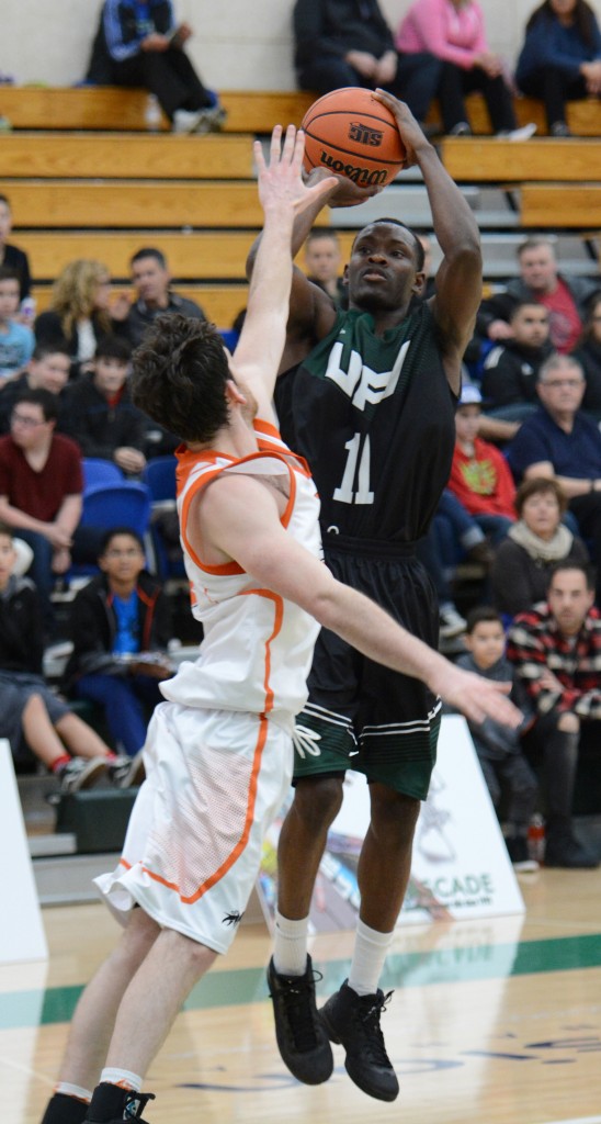 Kevon Parchment scored a game-high 20 points on Senior Night.