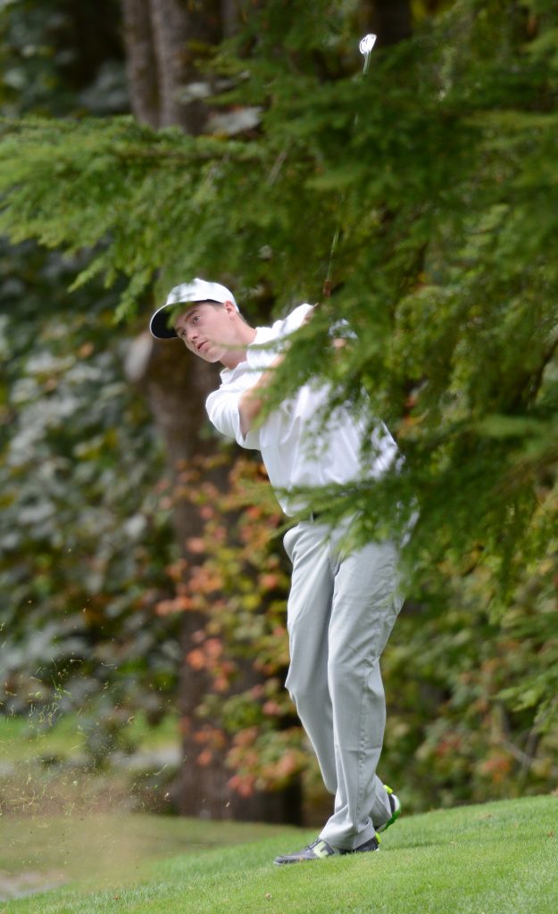 Zach Olson was the top Cascade on the men's side at the UFV Invitational, taking third place.