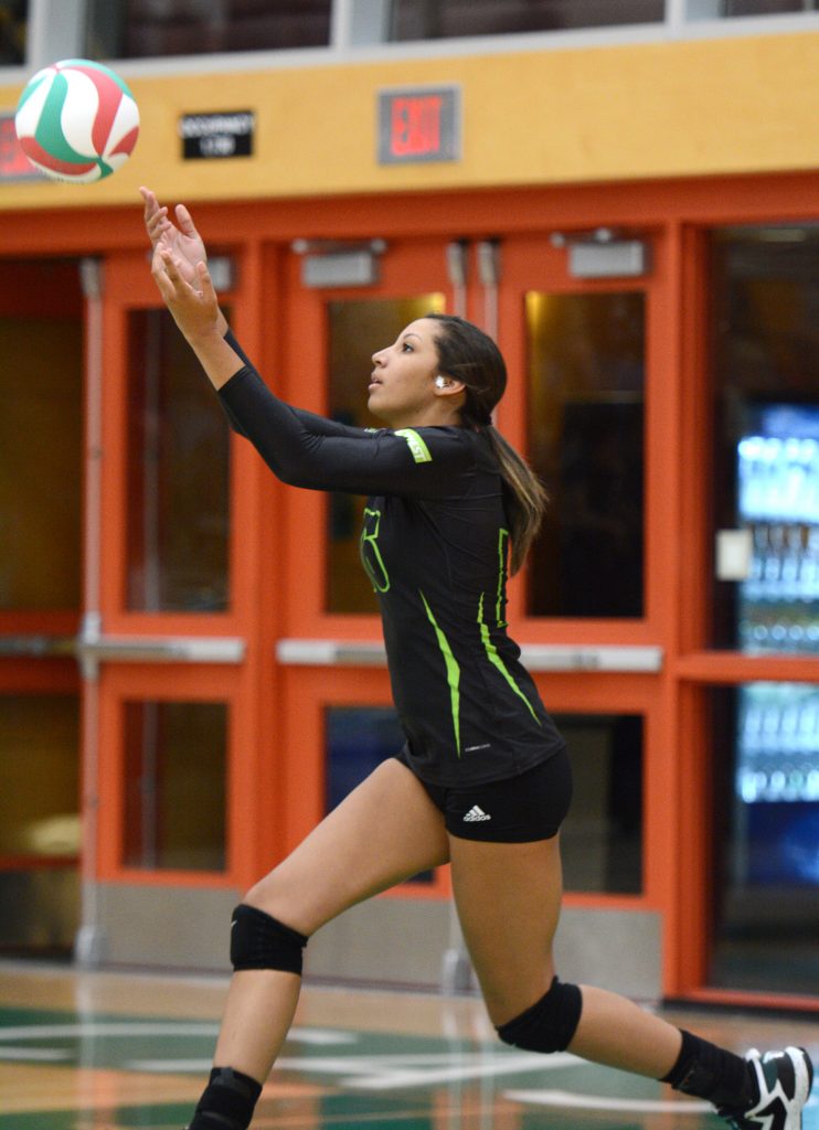 Keira Fisher had a strong performance at the service line for UFV. (Cascades file photo)