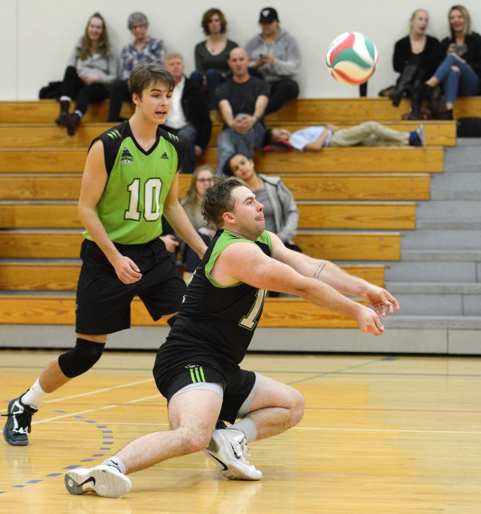 Libero Evan Bell-Foley stepped into the starting lineup on Friday and turned in a strong performance.