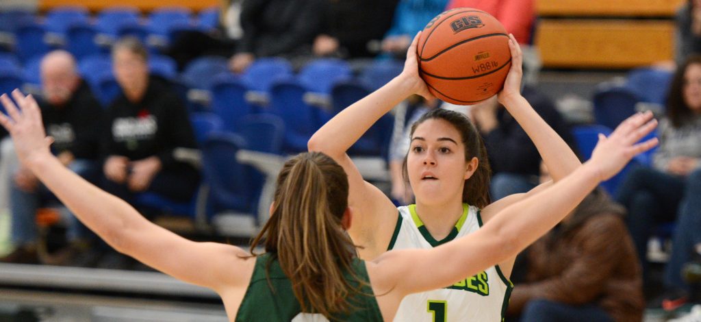 Rookie forward Jessica Zawada and the Cascades women's hoopsters visit the Brandon Bobcats this weekend.