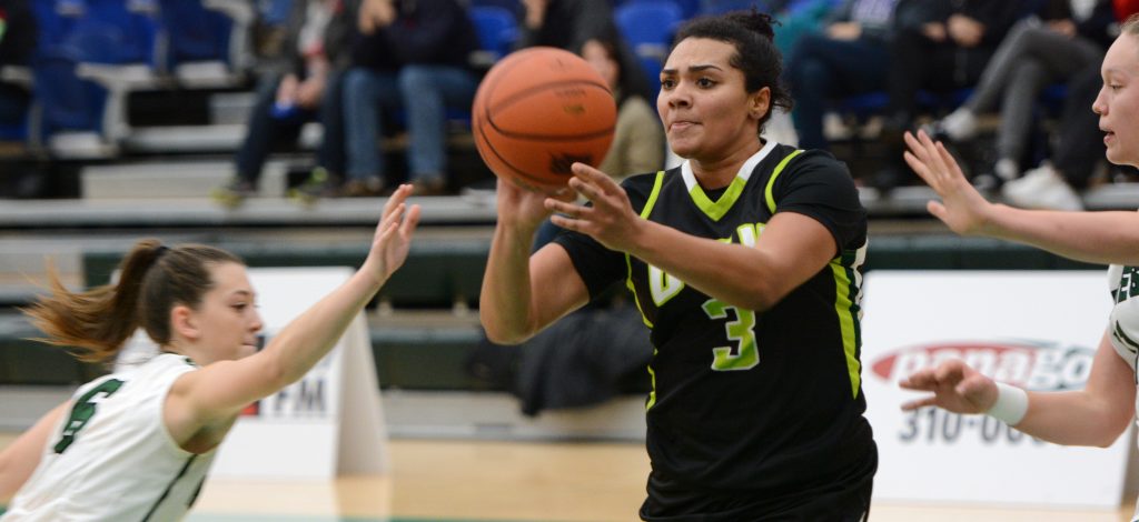 Shayna Litman and the Cascades dropped the first game of a two-game weekend set in Brandon. (UFV Athletics file photo)